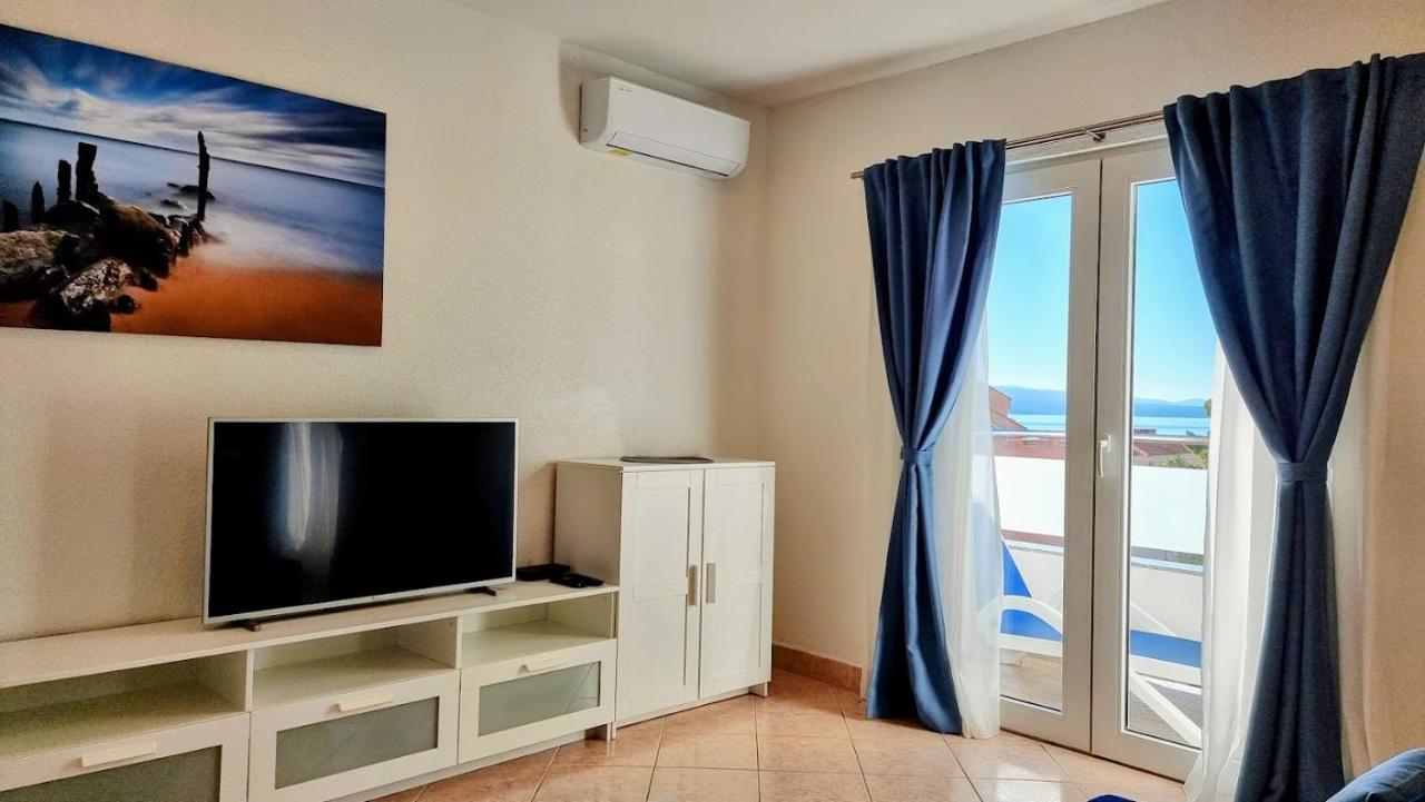 Dorijini Dvori Bed and Breakfast Baška Voda Exteriör bild