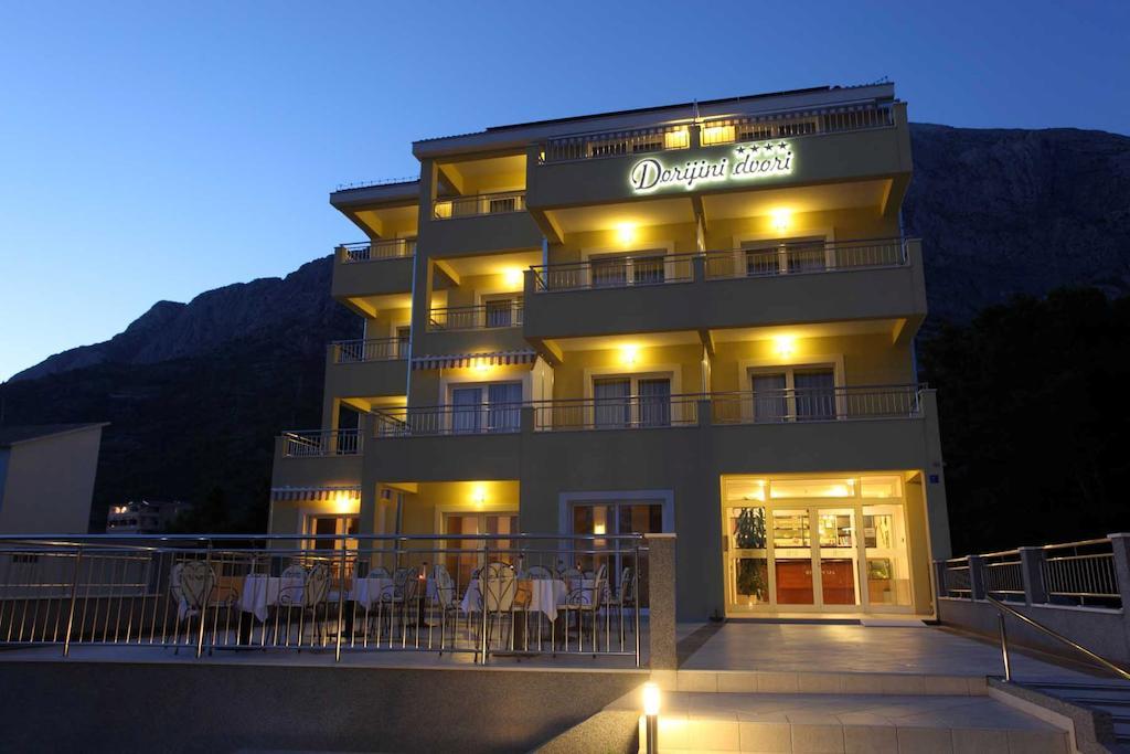 Dorijini Dvori Bed and Breakfast Baška Voda Exteriör bild