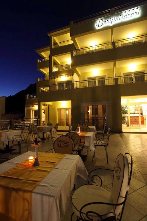 Dorijini Dvori Bed and Breakfast Baška Voda Exteriör bild