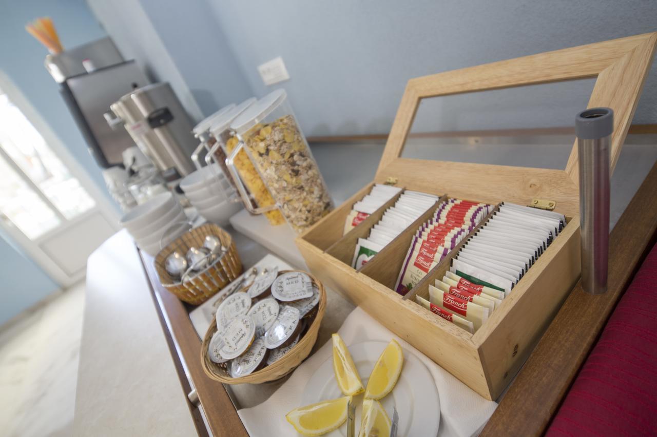 Dorijini Dvori Bed and Breakfast Baška Voda Exteriör bild